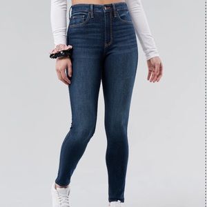 Hollister ultra high rise super skinny jeans 16 17